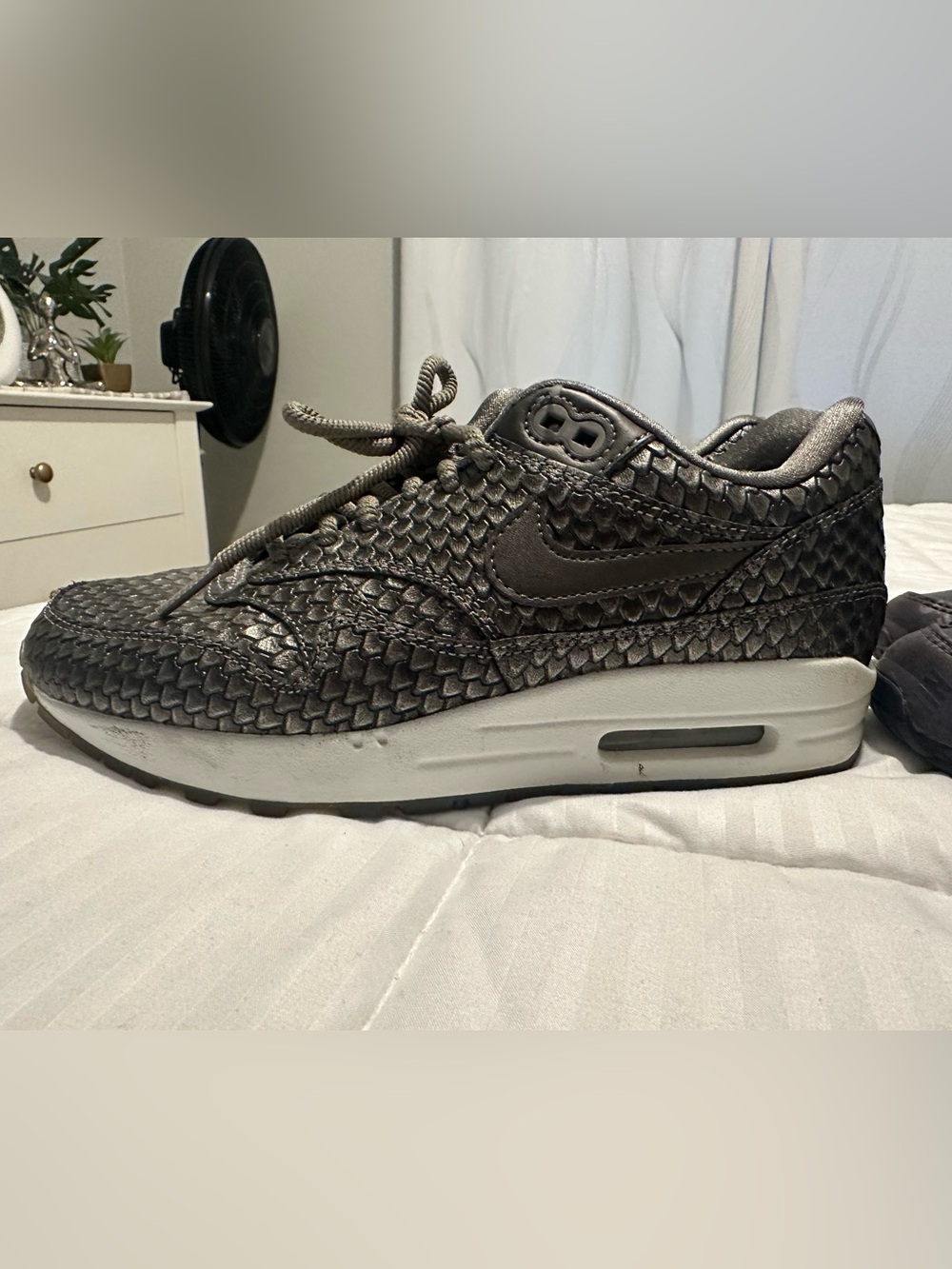 Nike Metallic Snake-Embossed Low Top Sneaker in Gunmetal Gray